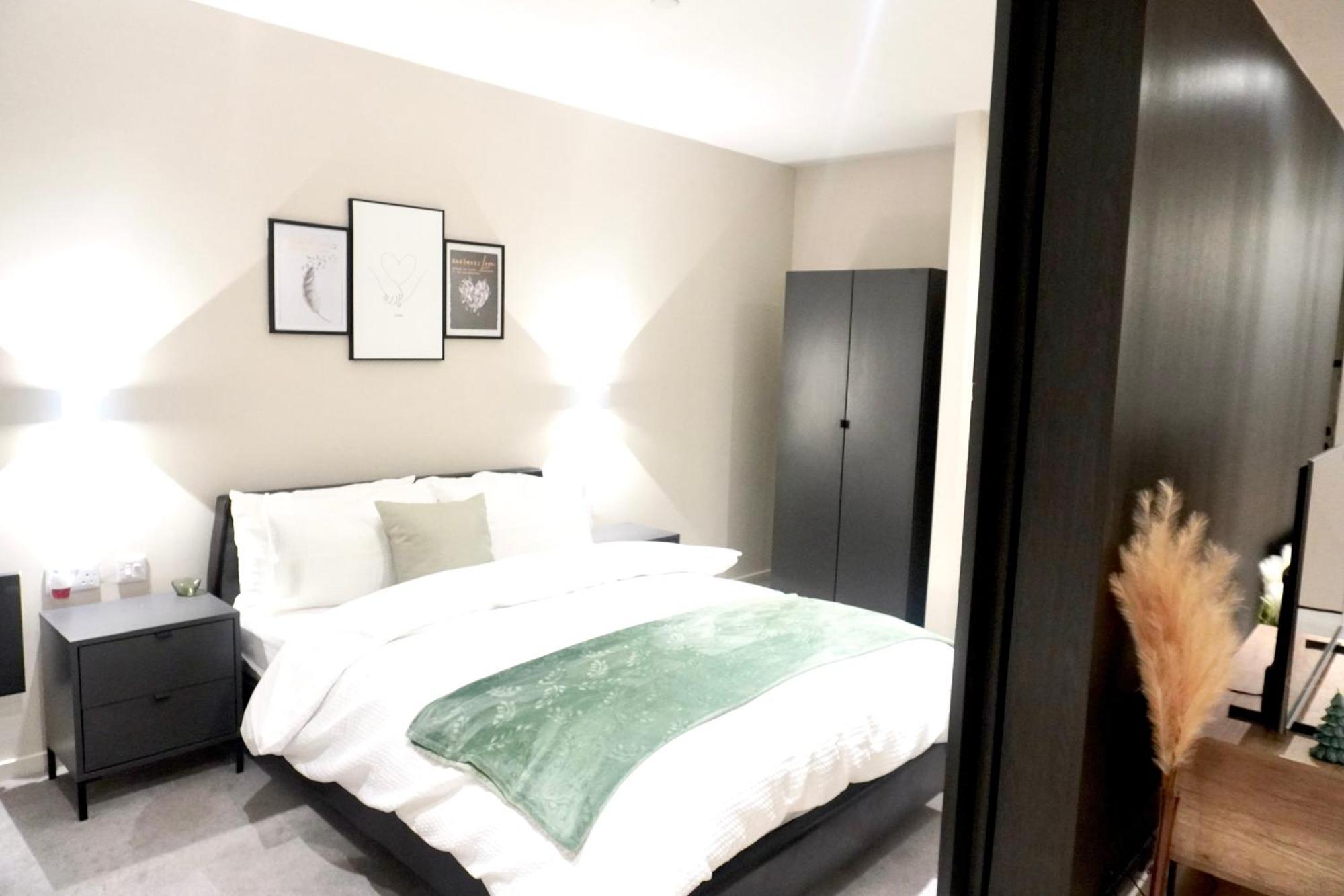 Central Manchester Luxury 2 Bed Apartment With Balcony Екстериор снимка