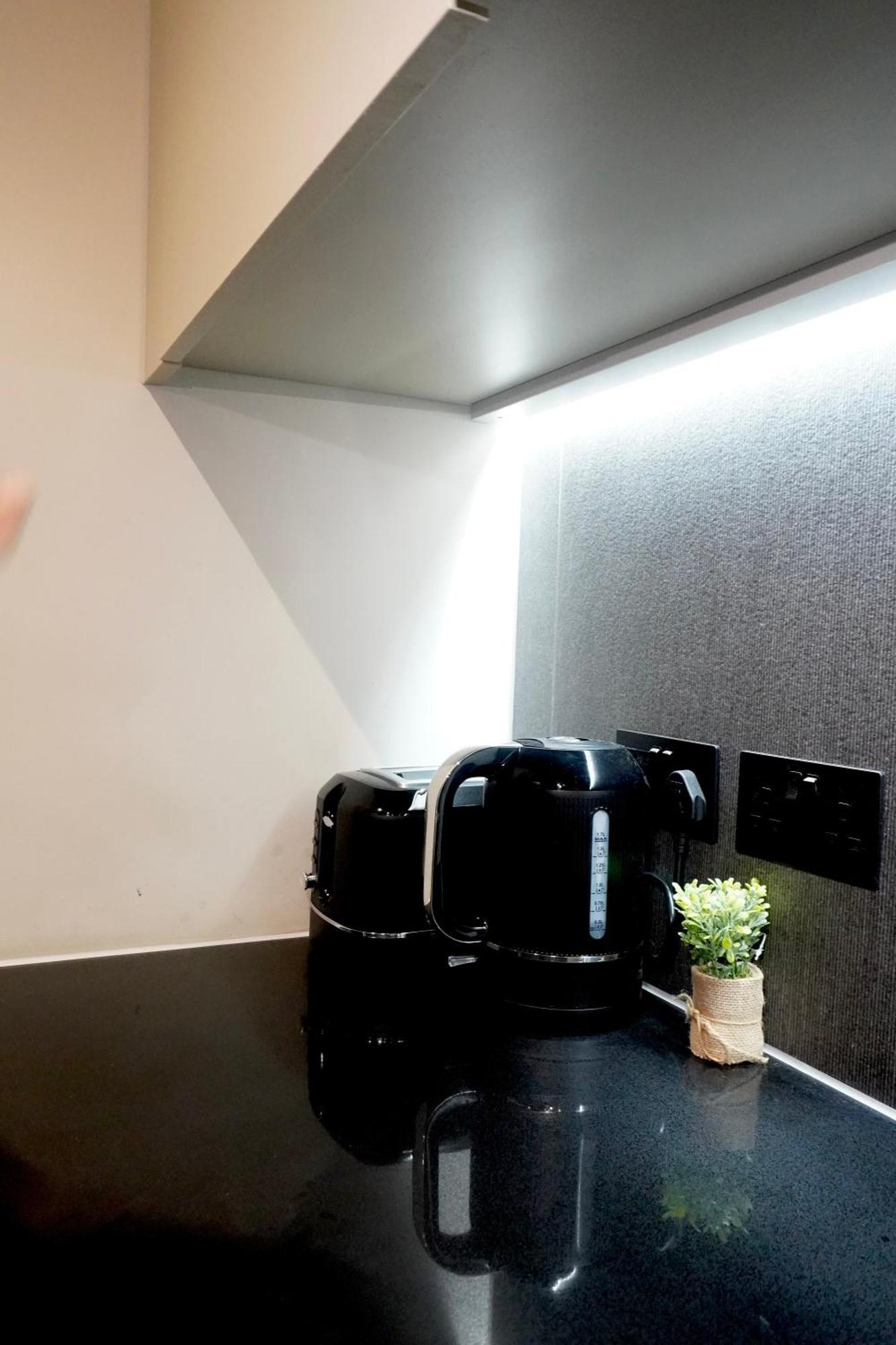 Central Manchester Luxury 2 Bed Apartment With Balcony Екстериор снимка
