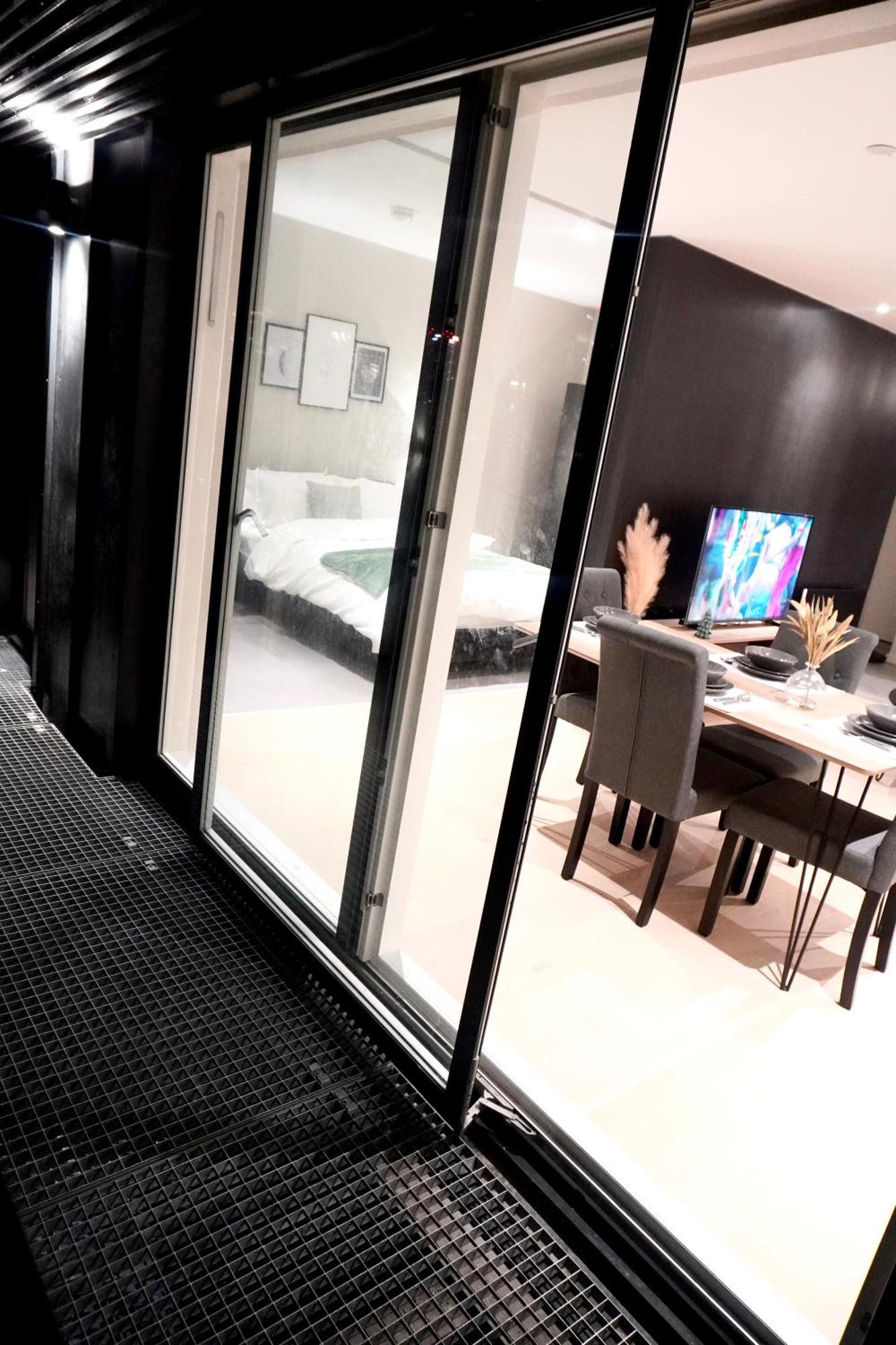 Central Manchester Luxury 2 Bed Apartment With Balcony Екстериор снимка