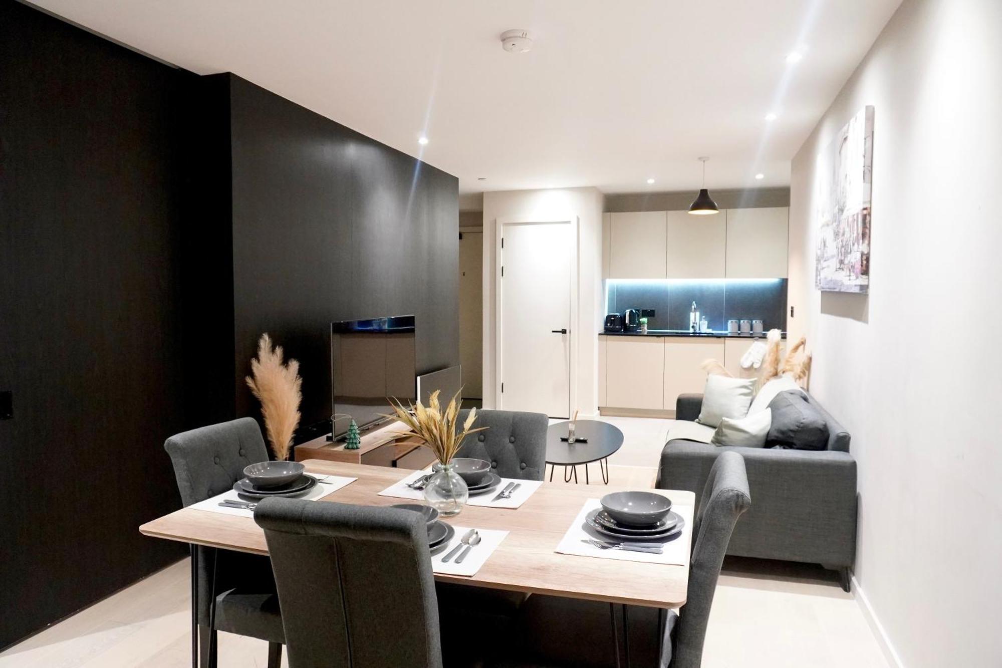 Central Manchester Luxury 2 Bed Apartment With Balcony Екстериор снимка