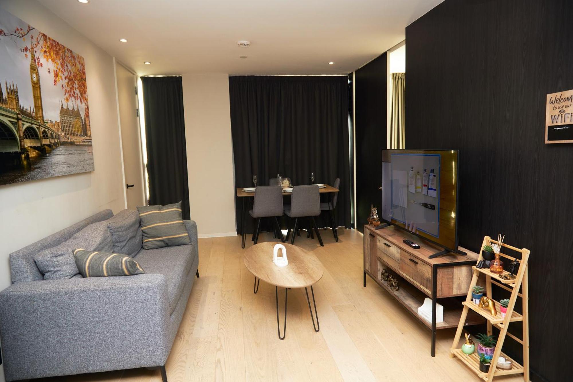 Central Manchester Luxury 2 Bed Apartment With Balcony Екстериор снимка