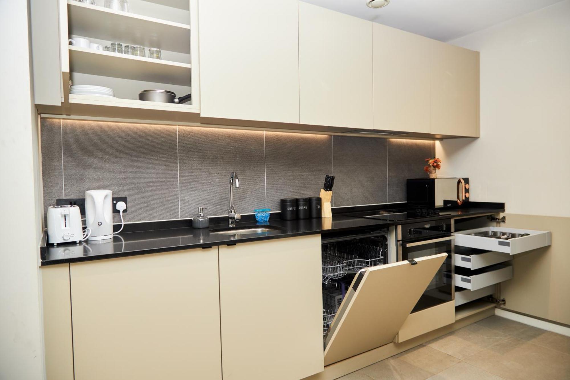 Central Manchester Luxury 2 Bed Apartment With Balcony Екстериор снимка